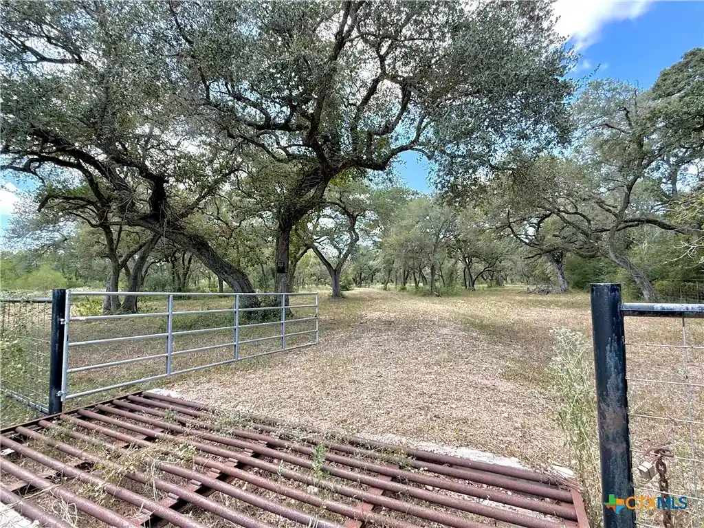 Photo 1 of Land for sale at 4668 Old Hwy Rd, Inez, TX 77968 | MLS# 625300 | Listing updated on 2026-10-22