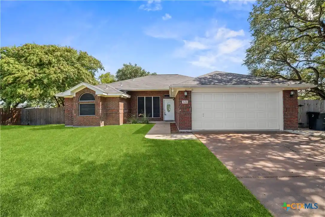 Photo 1 of Single family home for sale at 5104 Leaning Oak Dr, Killeen, TX 76542 | MLS# 625200 | Listing updated on 2026-10-13