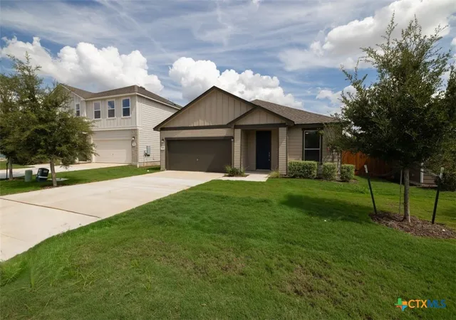 Photo 3 of Single family home for sale at 2109 Jadd St, Belton, TX 76513 | MLS# 625384 | Listing updated on 2026-10-08