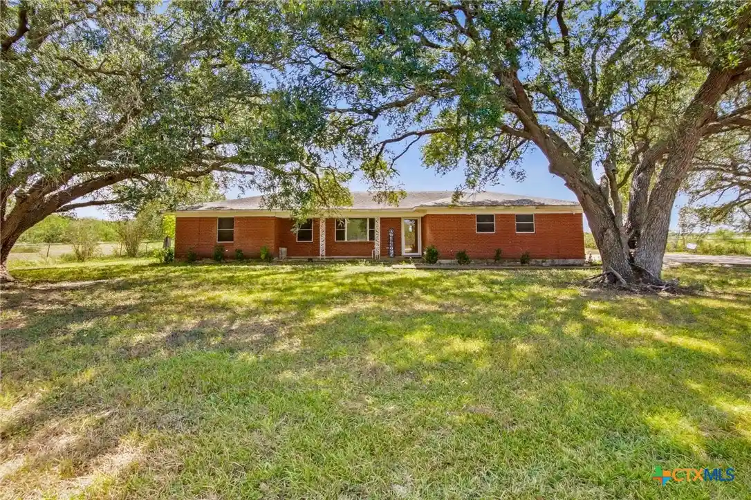 Photo 1 of Single family home for sale at 7287 Hanselman Rd, Victoria, TX 77905 | MLS# 625398 | Listing updated on 2026-10-16
