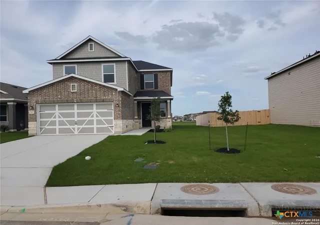 Photo 2 of Single family home for sale at 567 Pebble Bnd, New Braunfels, TX 78130 | MLS# 625505 | Listing updated on 2026-10-05