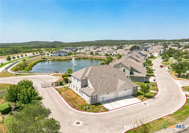 Listing Photo 4 - Condo for sale in building located at 105 Harborside Dr, San Marcos, TX 78666 - Unit #102