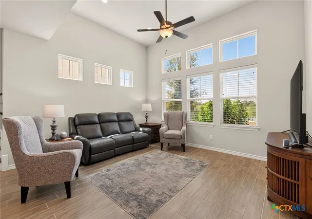 Listing Photo 5 - Condo for sale in building located at 105 Harborside Dr, San Marcos, TX 78666 - Unit #102
