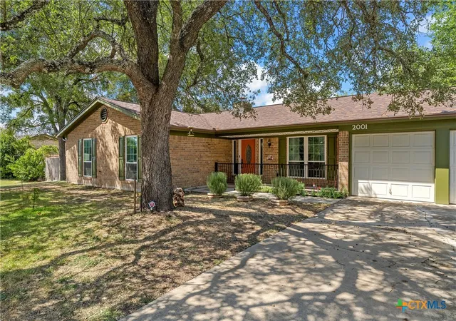 Photo 2 of Single family home for sale at 2001 Miles St, Copperas Cove, TX 76522 | MLS# 625112 | Listing updated on 2026-10-06