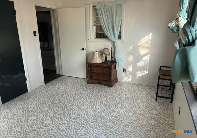 Photo 3 of Single family home for sale at 7716 Mcgregor Park Rd, Temple, TX 76502 | MLS# 625548 | Listing updated on 2026-10-07