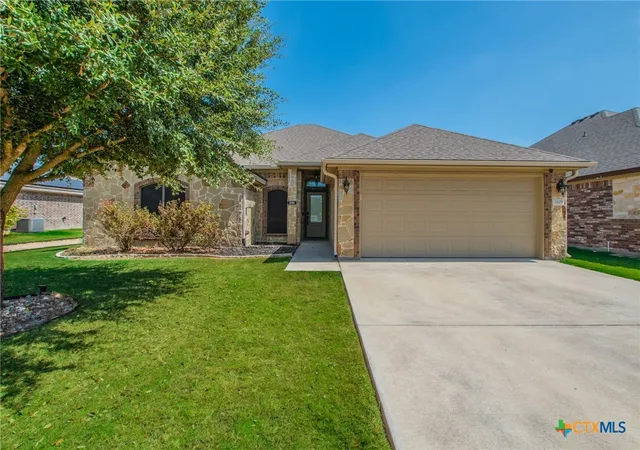 Photo 1 of Single family home for sale at 2105 Briar Holw Dr, Temple, TX 76502 | MLS# 625547 | Listing updated on 2026-09-17