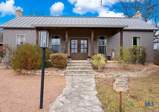 Photo 3 of Single family home for sale at 406 Cross Mountain Dr, Fredericksburg, TX 78624 | MLS# 625541 | Listing updated on 2026-09-17