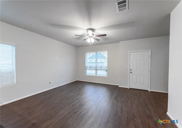 Photo 2 of Single family home for sale at 224 Villars Dr, Salado, TX 76571 | MLS# 625586 | Listing updated on 2026-09-18