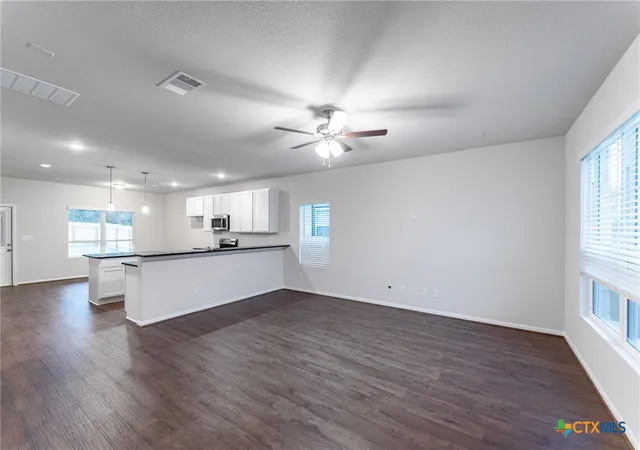Photo 3 of Single family home for sale at 224 Villars Dr, Salado, TX 76571 | MLS# 625586 | Listing updated on 2026-09-18