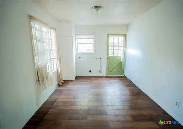 Photo 3 of Single family home for sale at 1408 E Power Ave, Victoria, TX 77901 | MLS# 625438 | Listing updated on 2026-10-02
