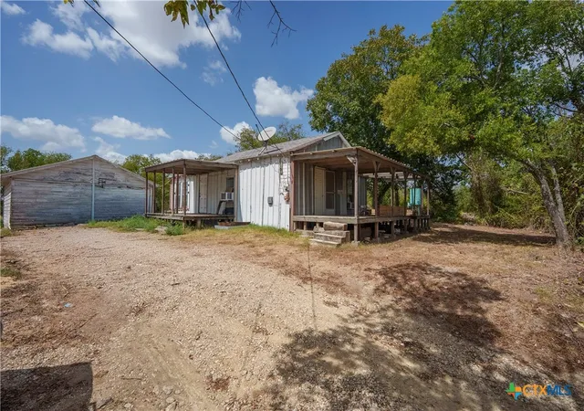 Single family home for sale at 134 S Lone Star Pkwy, Moody, TX 76557 | MLS# 625616
