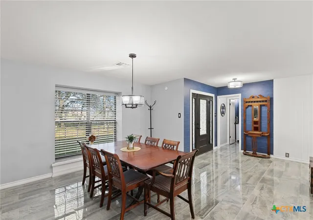 Photo 4 of Single family home for sale at 8292 Hartrick Blf Rd, Temple, TX 76502 | MLS# 625608 | Listing updated on 2026-09-30