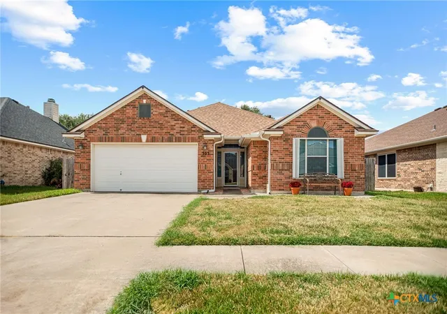 Photo 1 of Single family home for sale at 303 Waterstone, Victoria, TX 77901 | MLS# 625641 | Listing updated on 2026-10-05