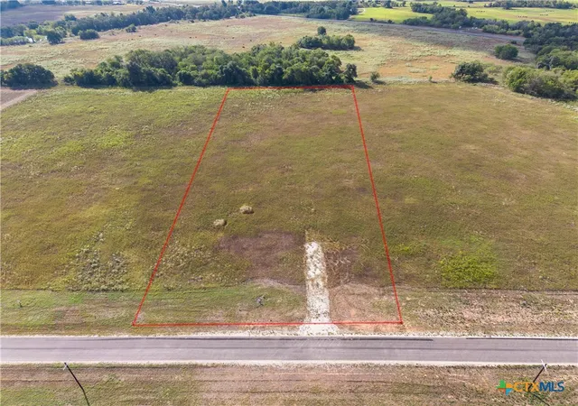 Land for sale at 172 Highland Dr, Cameron, TX 76520 | MLS# 625639