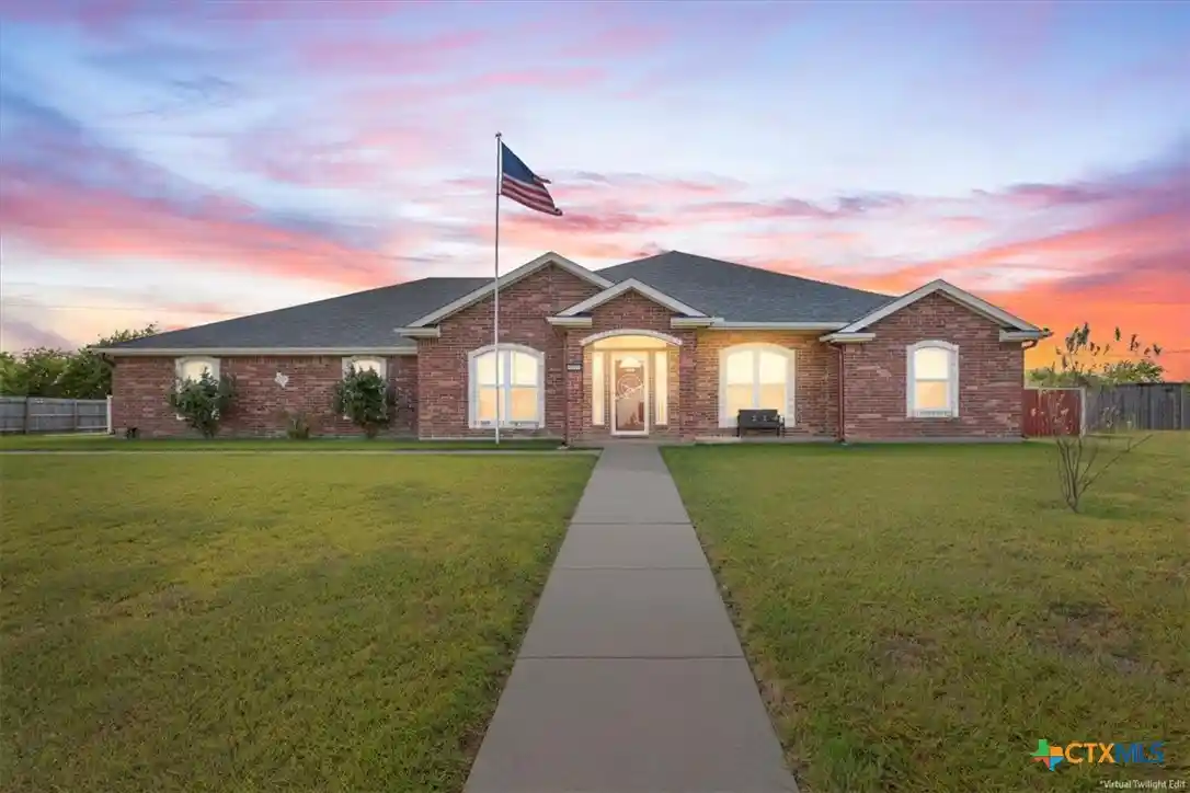 Photo 1 of Sale Pending at 1011 Tumbleweed Dr, Killeen, TX 76542 | MLS# 625035 | Listing updated on 2026-10-13