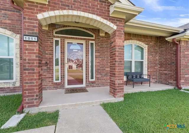 Photo 2 of Single family home for sale at 1011 Tumbleweed Dr, Killeen, TX 76542 | MLS# 625035 | Listing updated on 2026-10-05