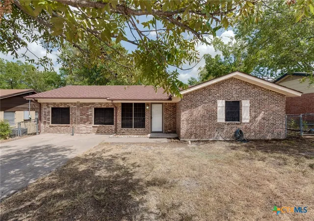 Photo 2 of Single family home for sale at 303 Carothers St, Copperas Cove, TX 76522 | MLS# 625659 | Listing updated on 2026-09-19