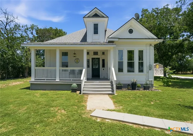 Photo 1 of Single family home for sale at 1500 Fleming Dr, Seguin, TX 78155 | MLS# 625661 | Listing updated on 2026-09-19