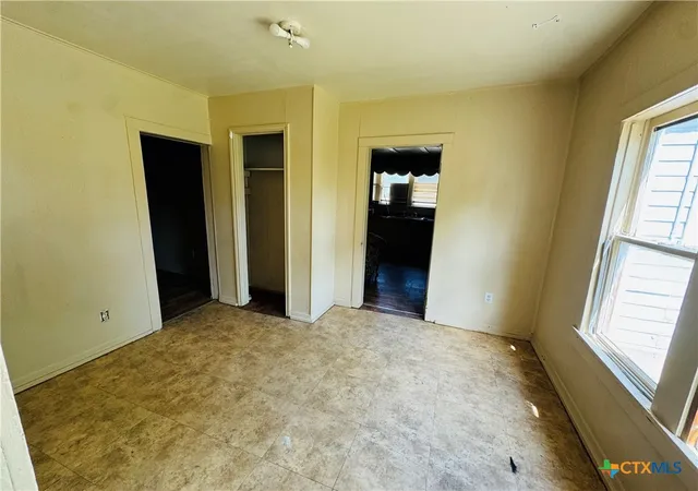 Photo 3 of Single family home for sale at 419 Braden St, Seguin, TX 78155 | MLS# 625685 | Listing updated on 2026-09-19