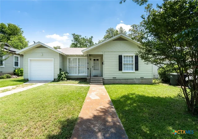 Photo 1 of Single family home for sale at 1909 S 11th Street, Temple, TX 76504 | MLS# 625684 | Listing updated on 2026-09-19