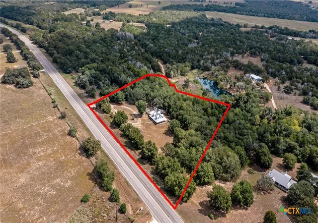 Photo 3 of Single family home for sale at 10520 N Highway 77, Lexington, TX 78947 | MLS# 625717 | Listing updated on 2026-09-20