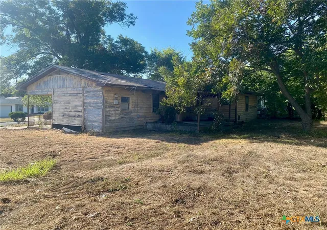 Photo 3 of Single family home for sale at 710 S 36th Street, Temple, TX 76501 | MLS# 625697 | Listing updated on 2026-09-20
