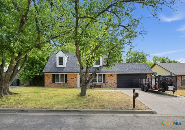 Photo 2 of Single family home for sale at 521 Phoenix Dr, Temple, TX 76504 | MLS# 625714 | Listing updated on 2026-09-20