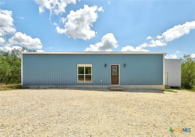 Photo 2 of Single family home for sale at 4001 Barth Rd, Lockhart, TX 78644 | MLS# 625214 | Listing updated on 2026-10-07