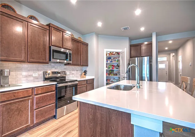 Photo 3 of Single family home for sale at 7221 Caladium Dr, Temple, TX 76502 | MLS# 625725 | Listing updated on 2026-10-03