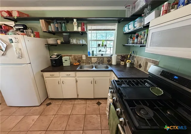 Photo 4 of Single family home for sale at 1208 Yantis St, Killeen, TX 76543 | MLS# 625729 | Listing updated on 2026-10-06