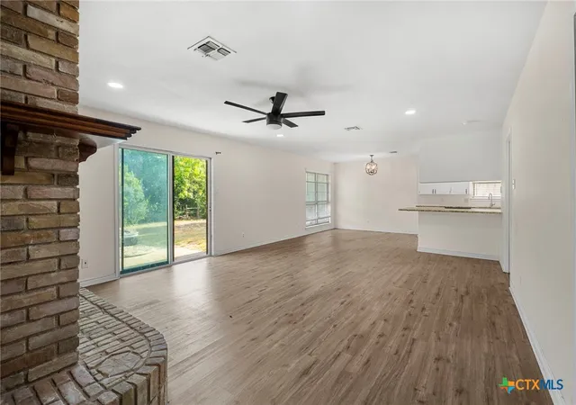 Photo 4 of Single family home for sale at 3210 Magnolia Blvd, Temple, TX 76502 | MLS# 625633 | Listing updated on 2026-09-21