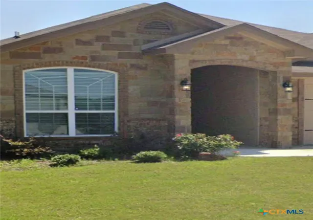 Photo 2 of Single family home for sale at 703 Ridgeview Dr, Temple, TX 76502 | MLS# 623977 | Listing updated on 2026-09-25