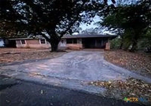 Photo 1 of Single family home for sale at 114 Hillcrest Dr, Gatesville, TX 76528 | MLS# 624598 | Listing updated on 2026-09-30
