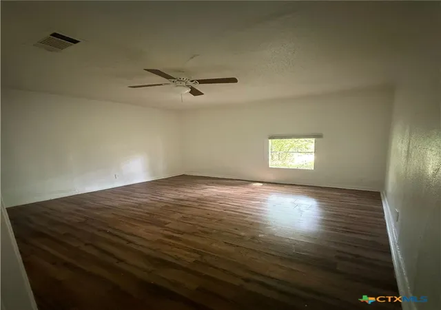 Photo 2 of Multi family home for sale at 814 Kern Rd, Killeen, TX 76541 | MLS# 625774 | Listing updated on 2026-09-21