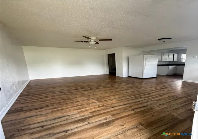 Photo 3 of House for sale at 814 Kern Rd, Killeen, TX 76541 | MLS# 625774 | Listing updated on 2026-09-21