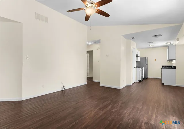 Photo 3 of Single family home for sale at 2013 Hinkle Ave, Killeen, TX 76549 | MLS# 625655 | Listing updated on 2026-10-03