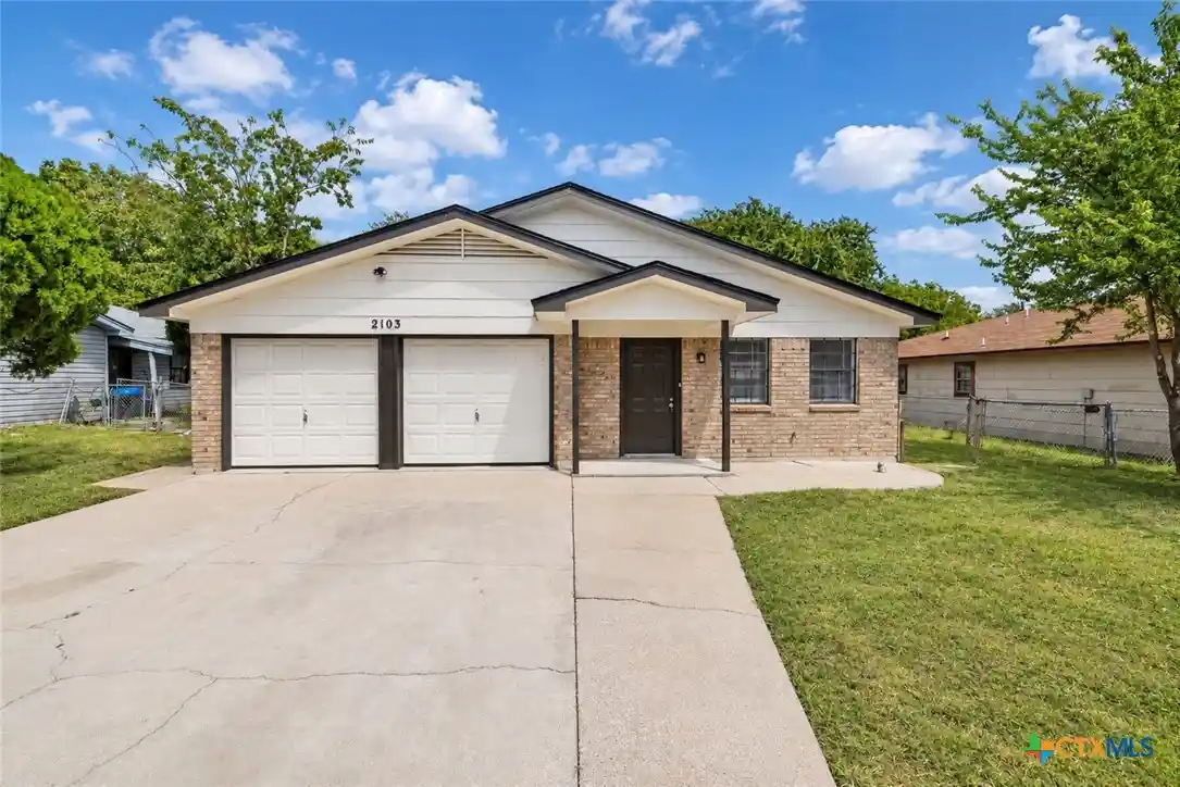 Photo 1 of Sale Pending at 2103 Continental Dr, Killeen, TX 76543 | MLS# 625820 | Listing updated on 2026-10-11