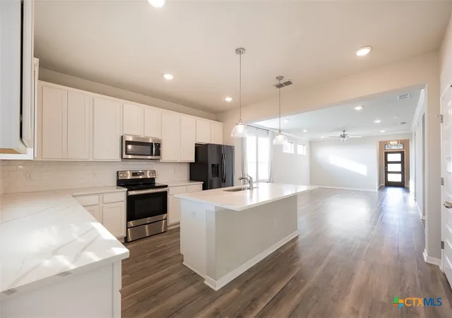 Photo 3 of Single family home for sale at 737 Skylar Hts Dr, Temple, TX 76502 | MLS# 625771 | Listing updated on 2026-10-06