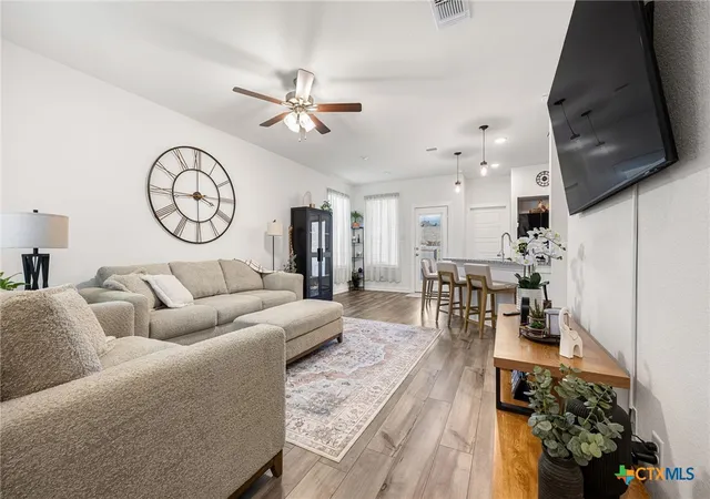 Photo 3 of Single family home for sale at 709 Nancy Olivia Cir, Killeen, TX 76542 | MLS# 625817 | Listing updated on 2026-10-08