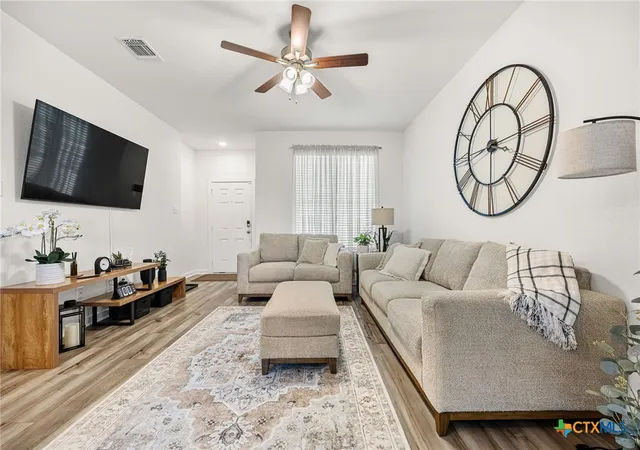 Photo 4 of Single family home for sale at 709 Nancy Olivia Cir, Killeen, TX 76542 | MLS# 625817 | Listing updated on 2026-10-08