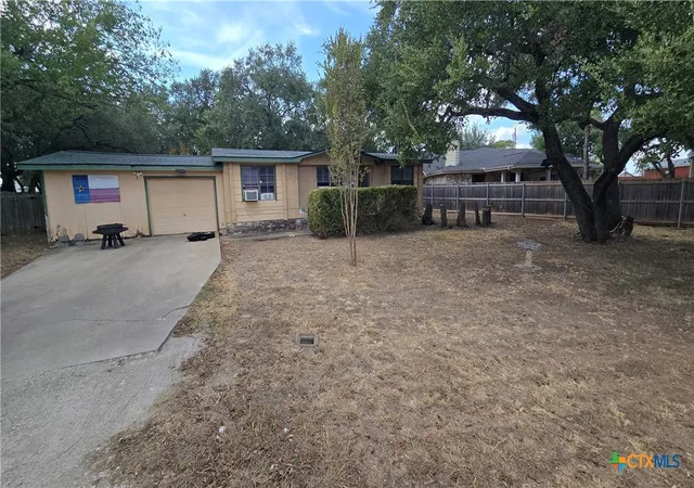 Photo 2 of Sale Pending at 3722 Spring Cyn Rd, Belton, TX 76513 | MLS# 625802 | Listing updated on 2026-09-30