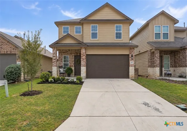 Photo 1 of Single family home for sale at 2924 Panther Spring, New Braunfels, TX 78130 | MLS# 625689 | Listing updated on 2026-10-07