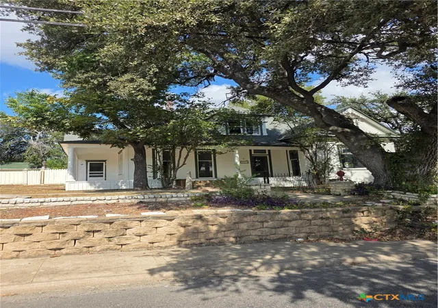 Photo 2 of Single family home for sale at 620 S Main St, Belton, TX 76513 | MLS# 624800 | Listing updated on 2026-09-22