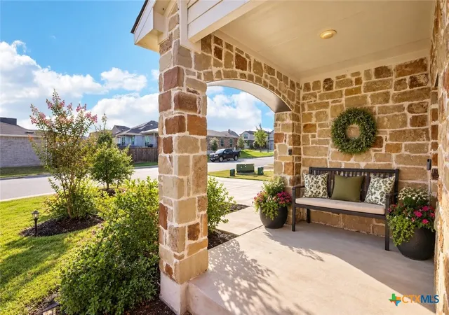 Photo 2 of Single family home for sale at 108 Katie Elder Dr, Jarrell, TX 76537 | MLS# 625893 | Listing updated on 2026-10-01