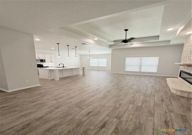 Photo 2 of Single family home for sale at 807 Dred Roger Cir, Killeen, TX 76542 | MLS# 625806 | Listing updated on 2026-09-22