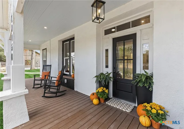Photo 3 of Single family home for sale at 29050 Noll Rd, Boerne, TX 78015 | MLS# 625911 | Listing updated on 2026-09-22