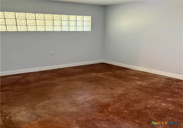 Photo 3 of Single family home for sale at 422 W Franklin St, Goliad, TX 77963 | MLS# 625924 | Listing updated on 2026-09-22