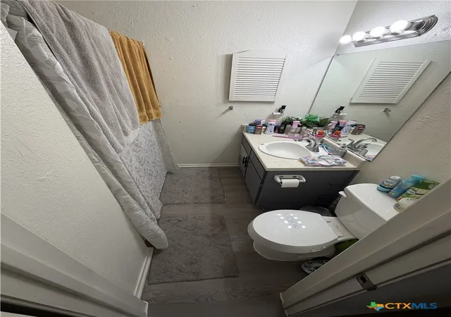 Photo 3 of Single family home for sale at 2407 Skylark Cir, Killeen, TX 76549 | MLS# 625960 | Listing updated on 2026-10-07