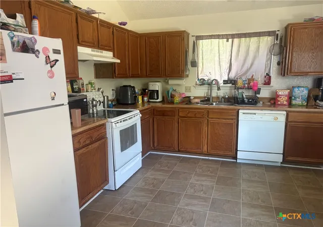 Photo 2 of Single family home for sale at 2301 Cactus Dr, Killeen, TX 76549 | MLS# 625985 | Listing updated on 2026-10-07