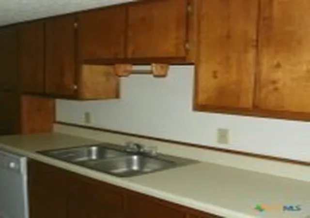 Photo 3 of Single family home for sale at 1110 Royal Crst Dr, Killeen, TX 76549 | MLS# 625990 | Listing updated on 2026-10-07